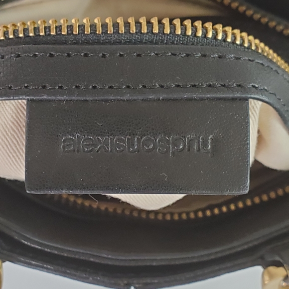 ALEXIS HUDSON Black & Gold Chain Shoulder Bag … - Picture 14 of 15